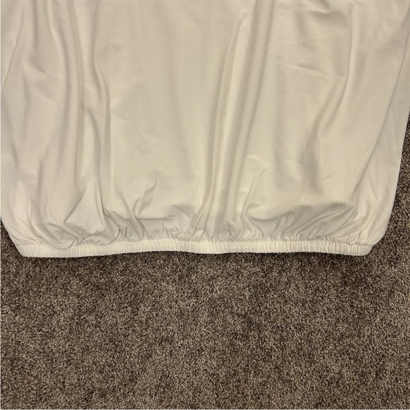 Express Women’s Tank Size XL Skimming Scoop Neck Double Strap Loop White NWT $54 - Picture 8 of 16